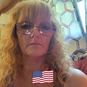 Meet your Posher, Lynda